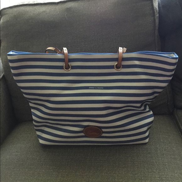 Dooney & Bourke Handbags - Dooney & Bourke Addison Tote NWT